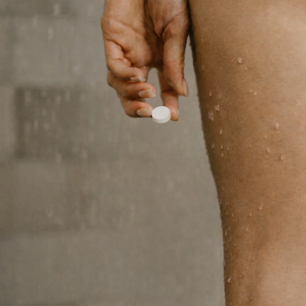 Holding tablet in the shower